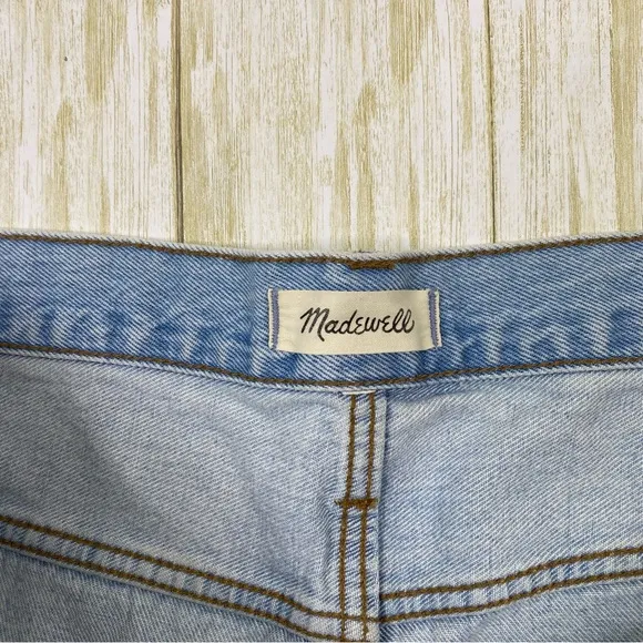 Madewell Light Wash Relaxed Denim Blue Jean Shorts