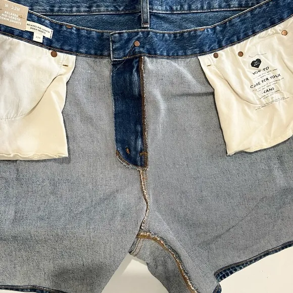 Madewell NWT Relaxed Mid-Length Denim Shorts Size 22W blue