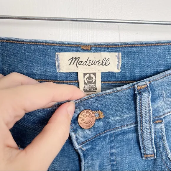 Madewell • Roadtripper Crop Jeans in Iberia Wash skinny ankle cropped slim
