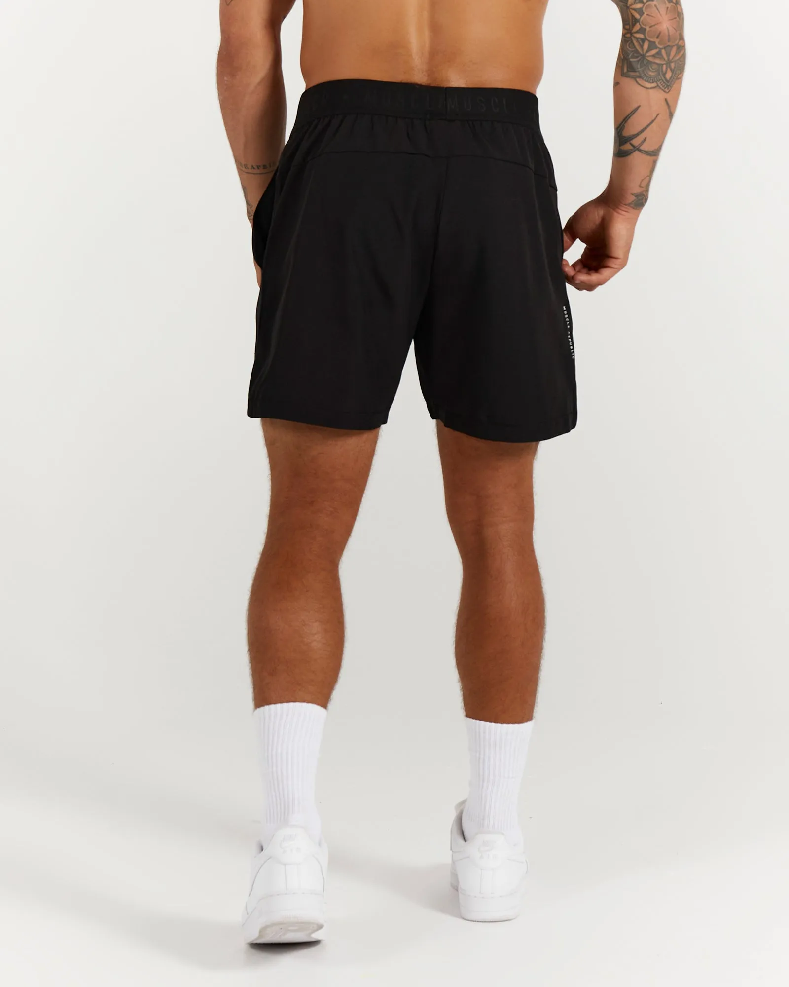 MAX VO2 SHORTS 5" - BLACK