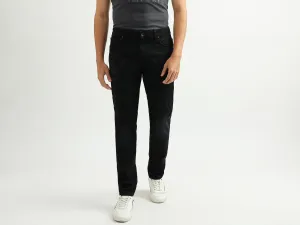 Men Solid Slim Tapered Fit Jeans
