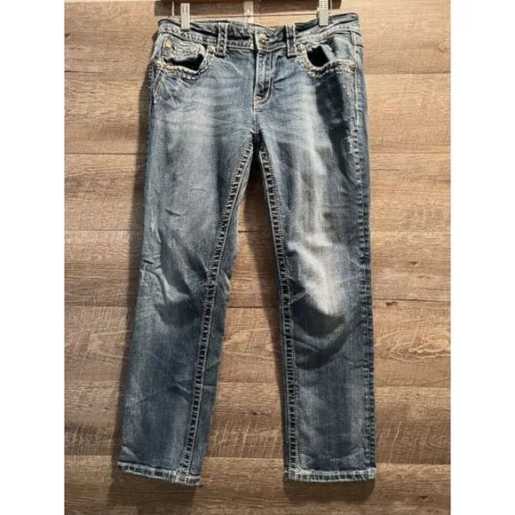 Miss Me Easy Capri Distressed Jeans Size 32