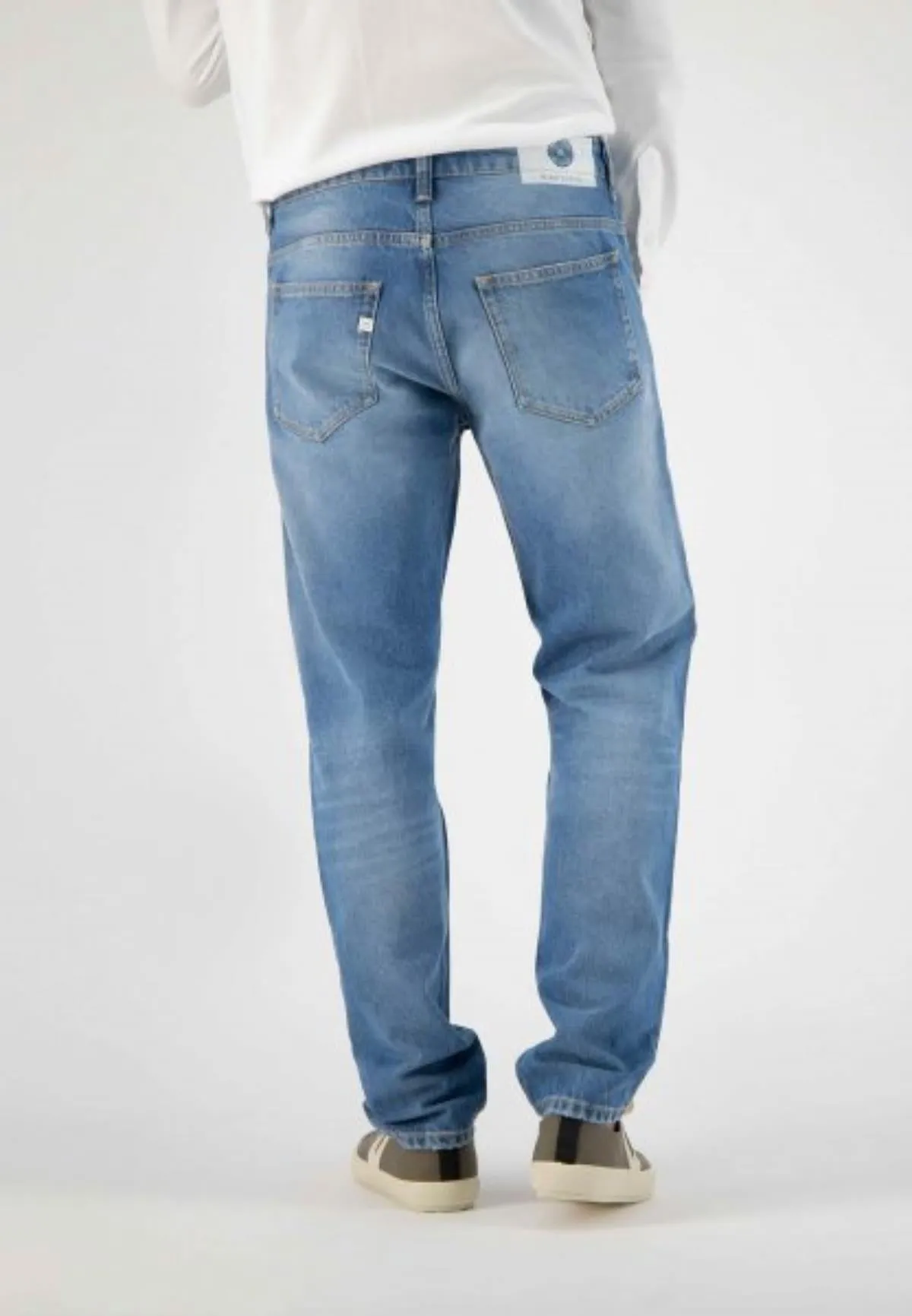 MUD Jeans Extra Easy fan stone