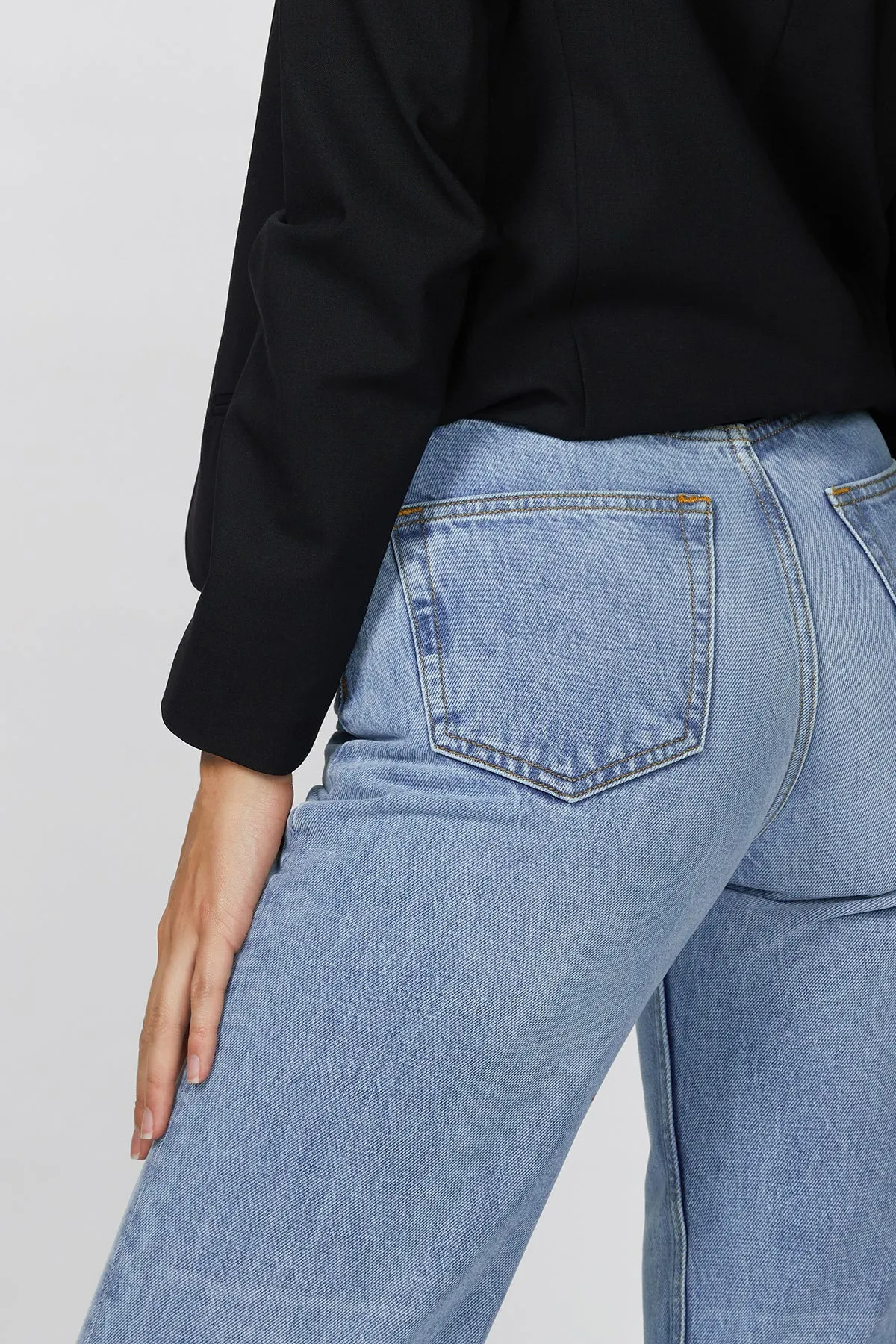 NAOMY HIGH-RISE STRAIGHT-LEG JEANS