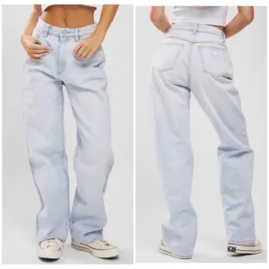 NEW Abrand a Carrie high relaxed fit jeans light wash 27