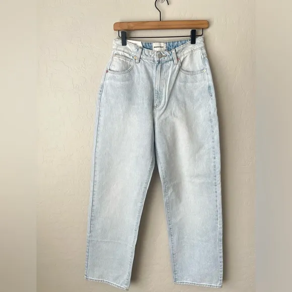 NEW Abrand a Carrie high relaxed fit jeans light wash 27
