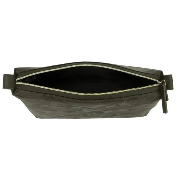 New Equate Beauty Camo Large T Bottom Case, Beauty routine ready