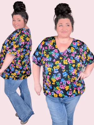 Nicola Vneck Short Sleeve Top in Black Floral