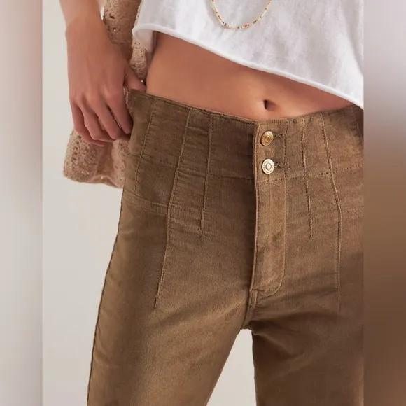 NWOT $98 WE THE FREE Free People 29x32” Jayde Corduroy Flare Jeans High Rise