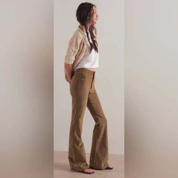 NWOT $98 WE THE FREE Free People 29x32” Jayde Corduroy Flare Jeans High Rise