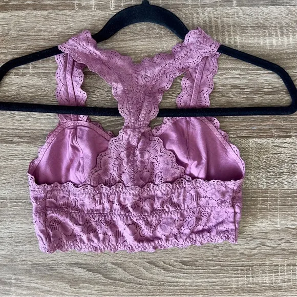 NWOT Felina Jezebel Lace Bralette Sweetheart Neckline Bras Black White Gray Pink