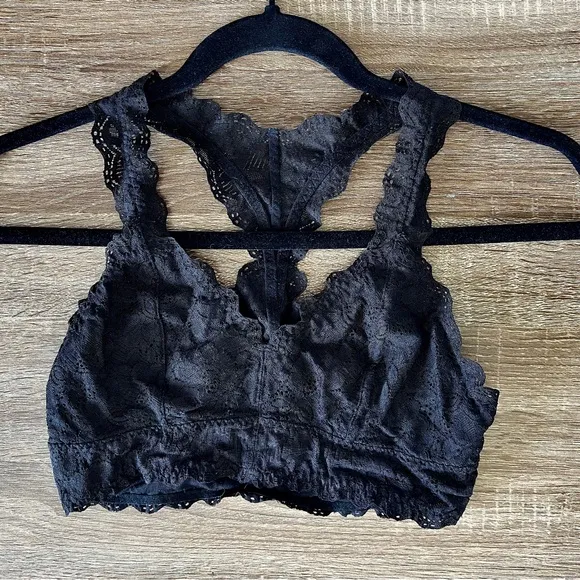 NWOT Felina Jezebel Lace Bralette Sweetheart Neckline Bras Black White Gray Pink