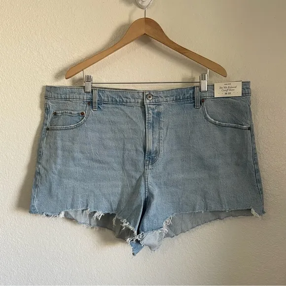 NWT Abercrombie &amp; Fitch 90’s Cut Off High Waisted Relaxed Fit Denim Jean Shorts