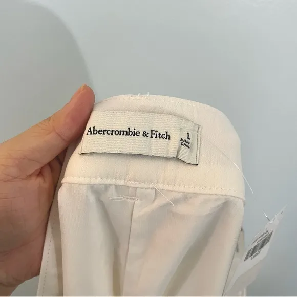 NWT Abercrombie White Tailored Pleated Short High Rise Preppy Ivory Pocket Large