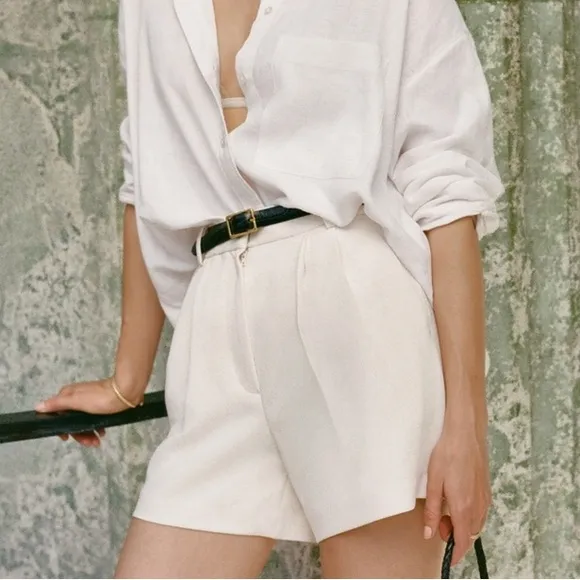 NWT Abercrombie White Tailored Pleated Short High Rise Preppy Ivory Pocket Large