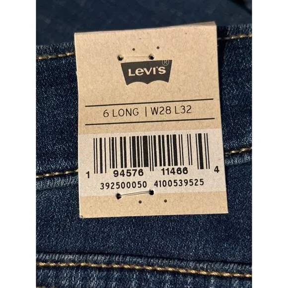 NWT LEVI'S Classic Straight Jeans 28 x 32 6L Dark Wash Stretch Tall 6 Long