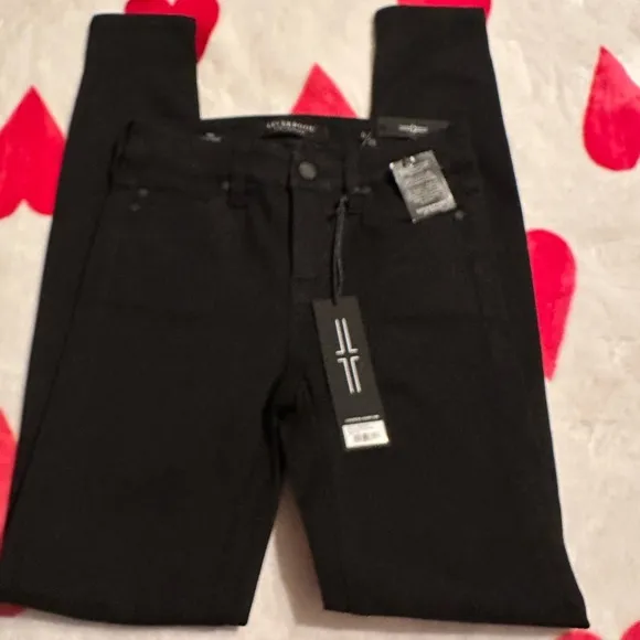 NWT Liverpool Los Angeles Abby  Liverpool Ankle Skinny Black Jeans