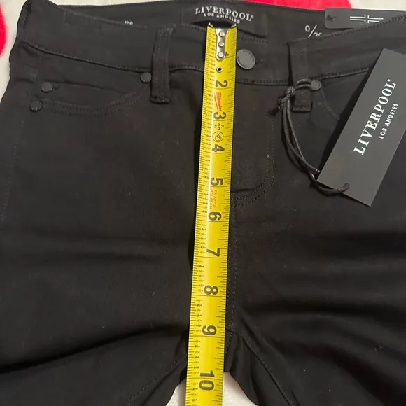 NWT Liverpool Los Angeles Abby  Liverpool Ankle Skinny Black Jeans