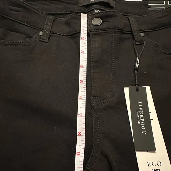 NWT Liverpool Los Angeles Abby  Liverpool Ankle Skinny Black Jeans