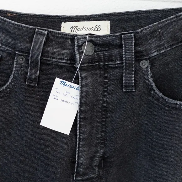 NWT Madewell Black Mom Jeans Knee-Rip Edition Size 29
