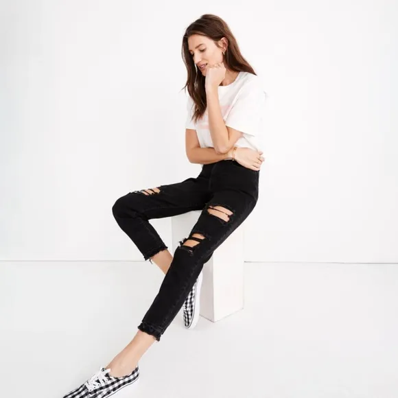 NWT Madewell Black Mom Jeans Knee-Rip Edition Size 29