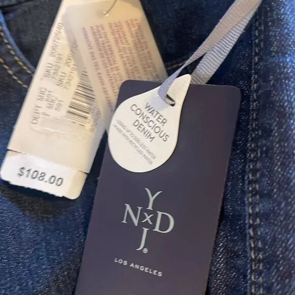 NWT NYDJ jeans size 16 W Marilyn relaxed Capri