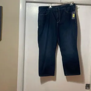 NWT NYDJ jeans size 16 W Marilyn relaxed Capri