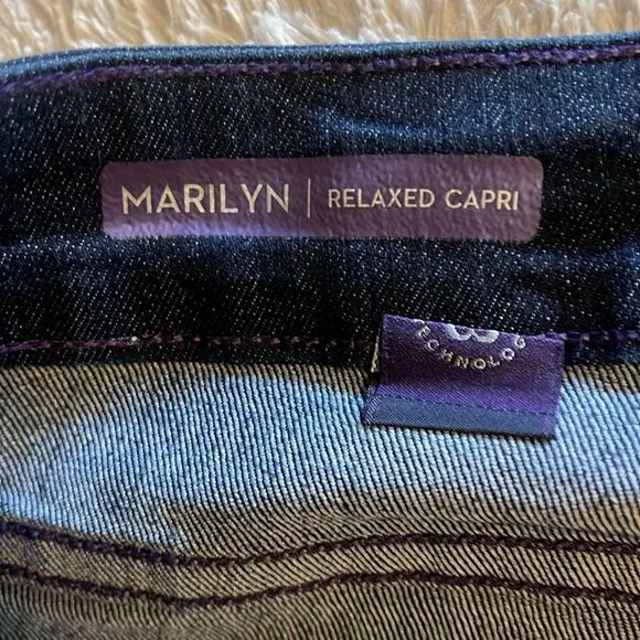NWT NYDJ jeans size 16 W Marilyn relaxed Capri