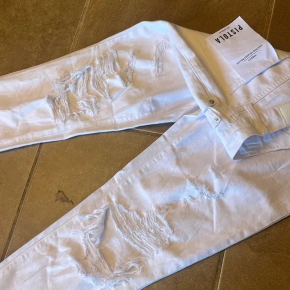 NWT PISTOLA Presley Jeans! Size 25