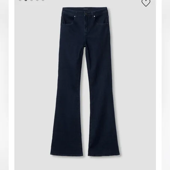 NWT UNIVERSAL STANDARD Sava High Rise Flare Jeans 34 Inch in dark indigo
