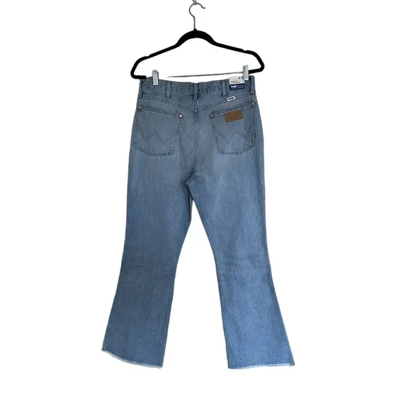 NWT Wrangler Wrock 672 High Rise Kick Flare Jeans, Light Blue W30 L28