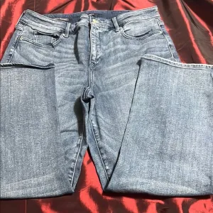 NYDJ Marilyn  Classic Blue Jeans. Size 16. Excellent preowned condition
