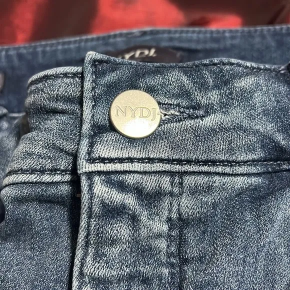 NYDJ Marilyn  Classic Blue Jeans. Size 16. Excellent preowned condition