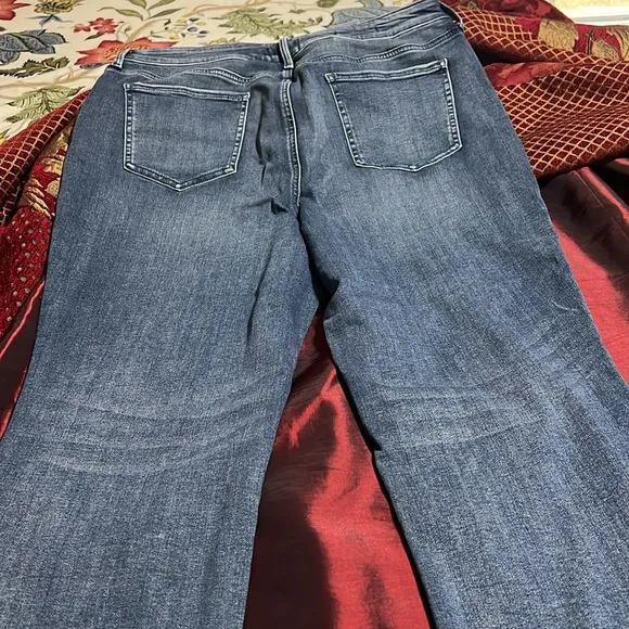 NYDJ Marilyn  Classic Blue Jeans. Size 16. Excellent preowned condition