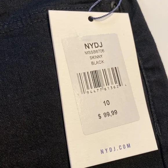 NYDJ SZ 10 Black Denim Skinny Jeans New D31