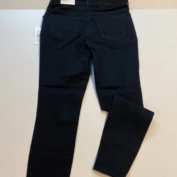 NYDJ SZ 10 Black Denim Skinny Jeans New D31