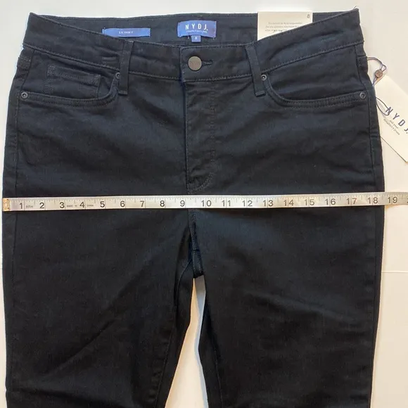 NYDJ SZ 8 Black Skinny Denim Jeans New D6