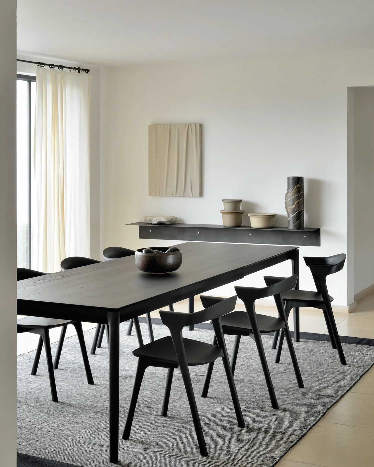 Oak Bok Black Extendable Dining Table - Varnished