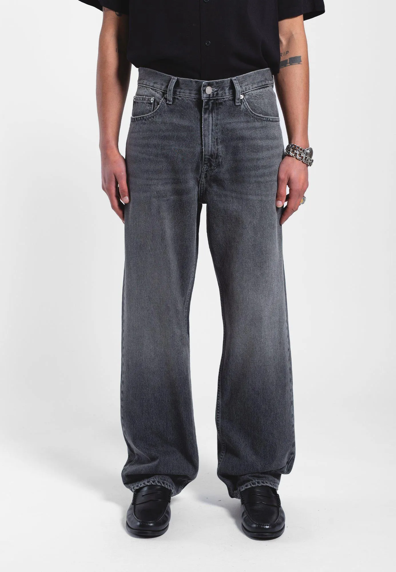 Omar - Mid Grey Used