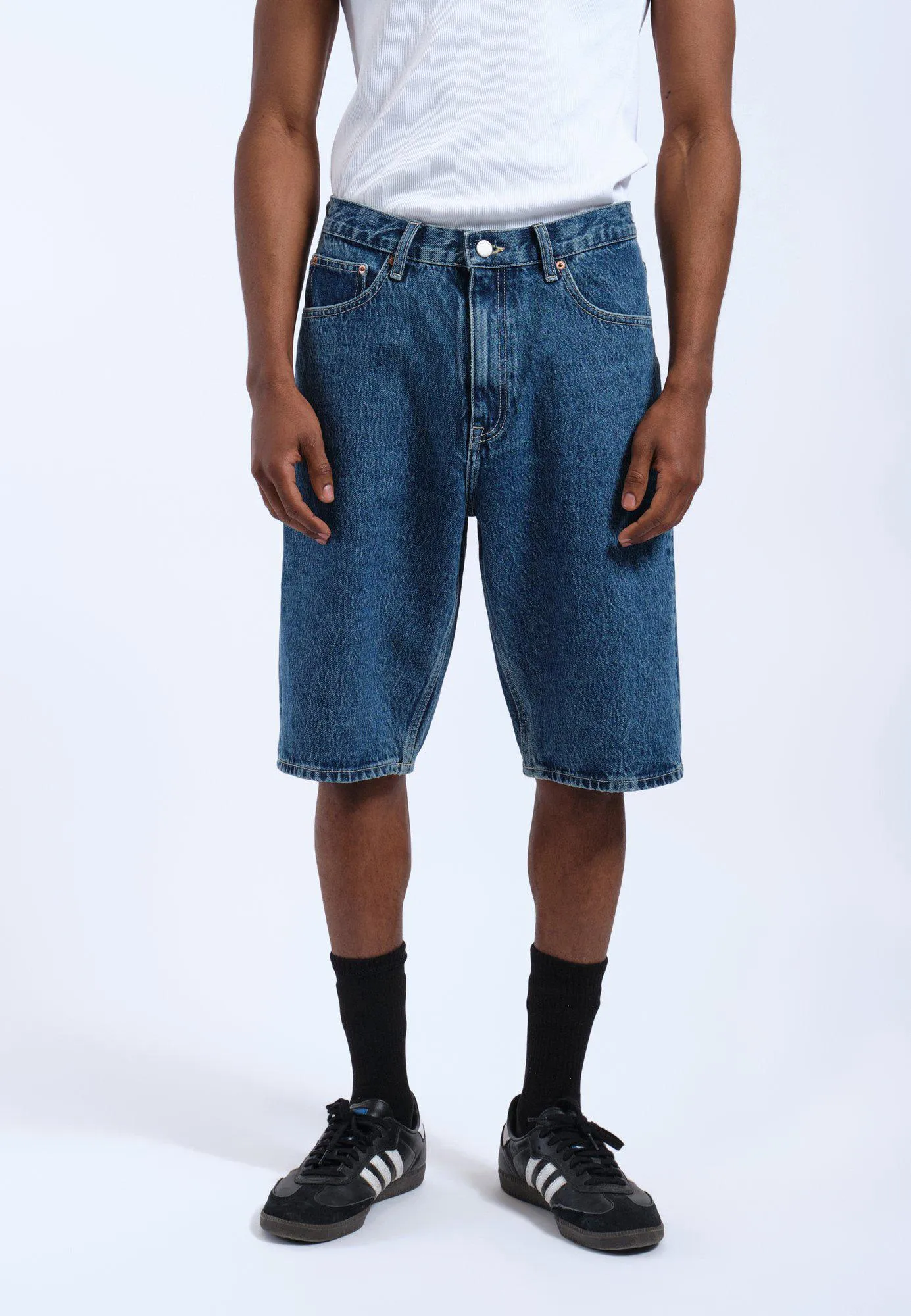 Omar Shorts - Stream Mid Retro