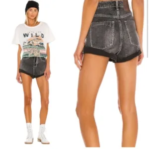 One‎ Teaspoon Washed Black Bandits Shorts 29