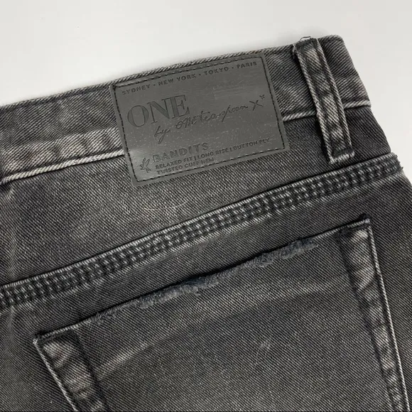 One‎ Teaspoon Washed Black Bandits Shorts 29
