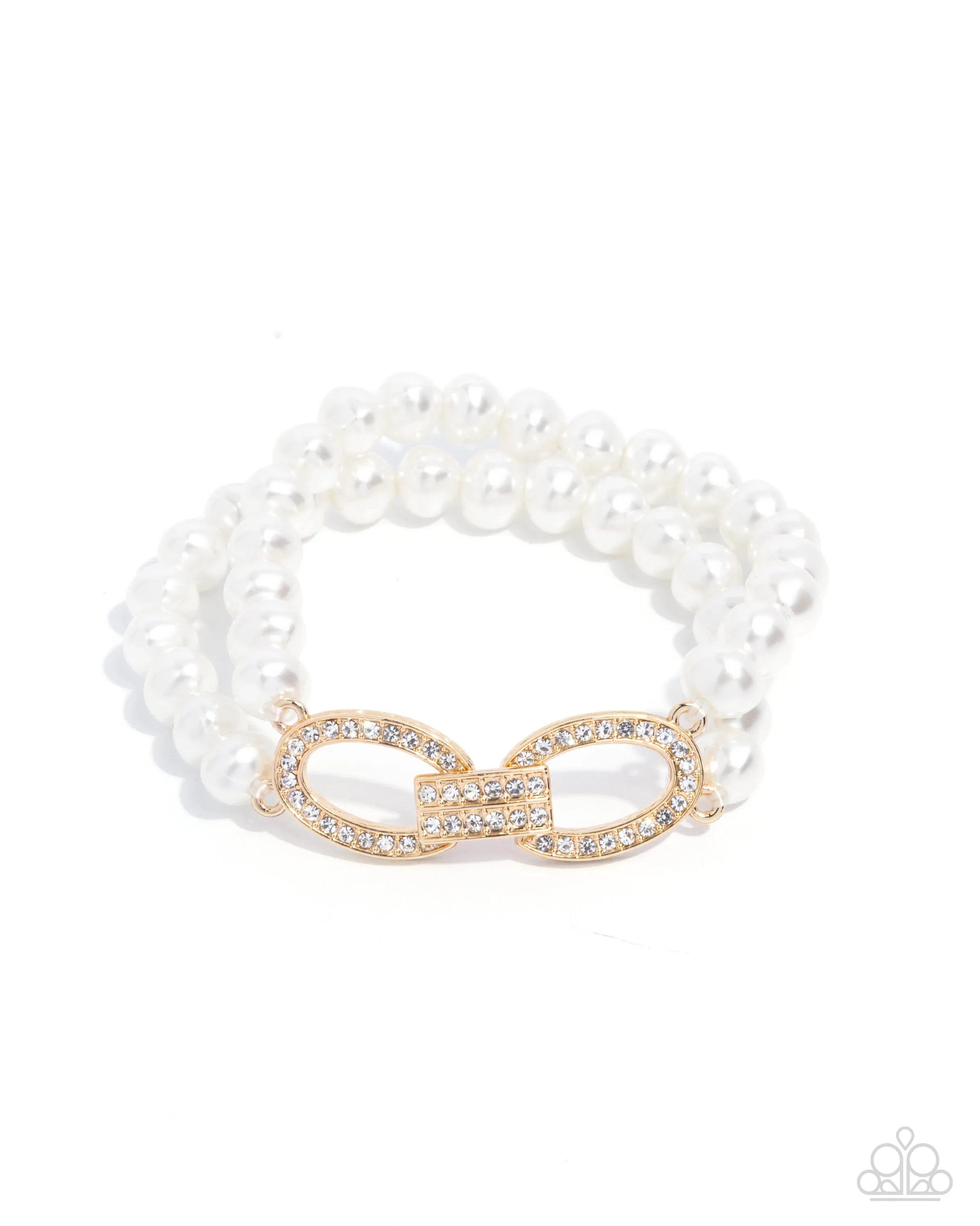 Paparazzi Fancy-Free Fanfare - Gold Bracelet