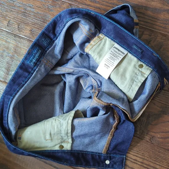 PATAGONIA I Dark Blue Denim Relaxed Fit High Rise Cuffed Hem Jean Shorts, 31/12