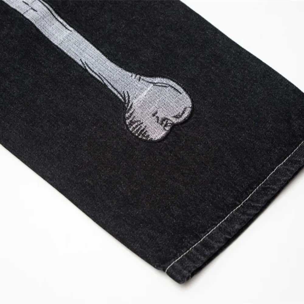 "Dark Skeleton Embroidery Baggy" Jeans