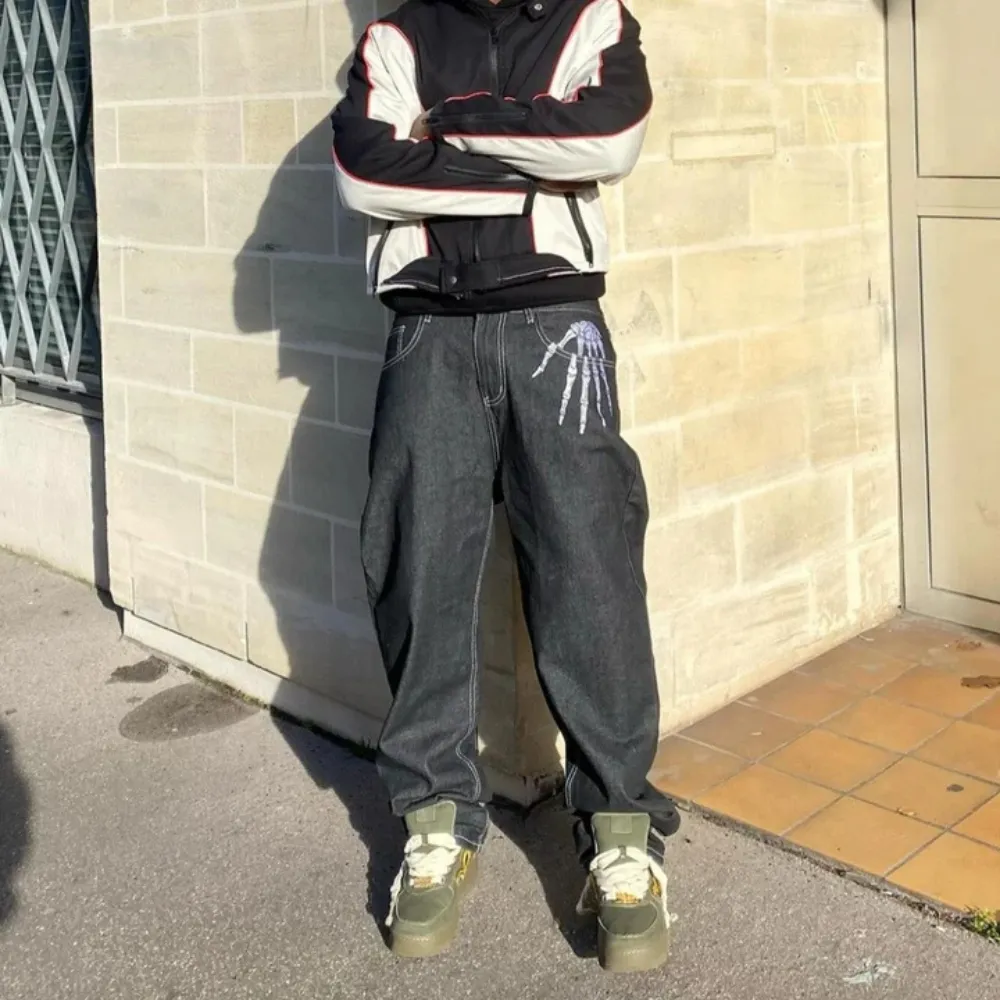 "Dark Skeleton Embroidery Baggy" Jeans