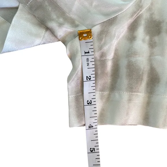 RAILS LEIGHTON LUXE SATIN CREPE SHORTS in SAND TIDE, Size Large, NWT