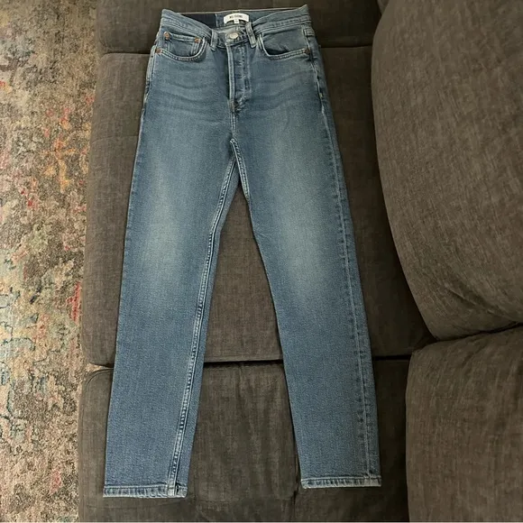 Re/Done Revolve 90s High Rise Ankle Crop Jeans in Mid 70s