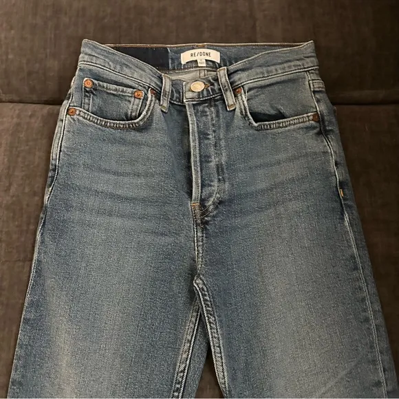 Re/Done Revolve 90s High Rise Ankle Crop Jeans in Mid 70s