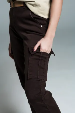 Relaxed cargo pants in dark brown
